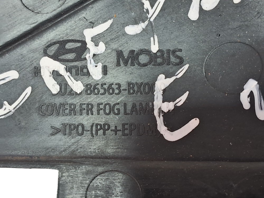 Moldura Farol Esquerdo Hyundai Creta 2022 – Preto 5