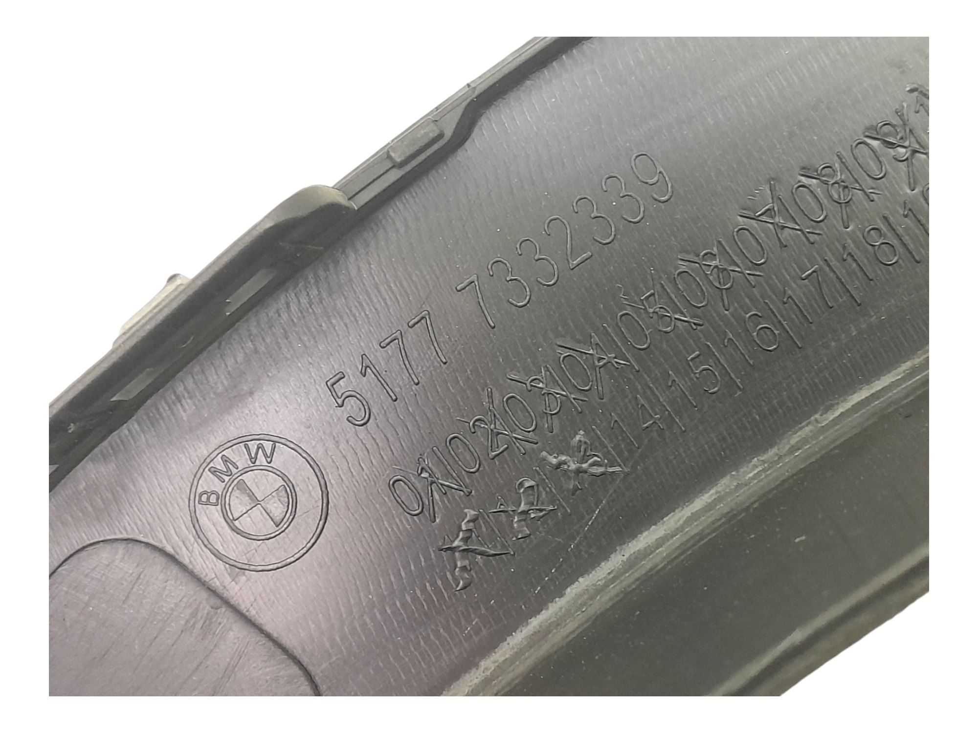 Aplique Lateral Traseiro Esquerdo Bmw X1 Sdrive20i 2020 4