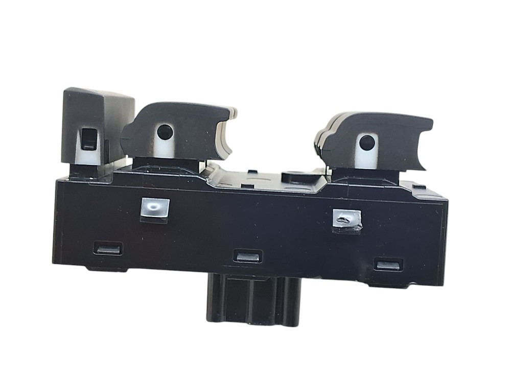 Botao Vidro Dianteiro Esquerdo Chevrolet Tracker 2024 2