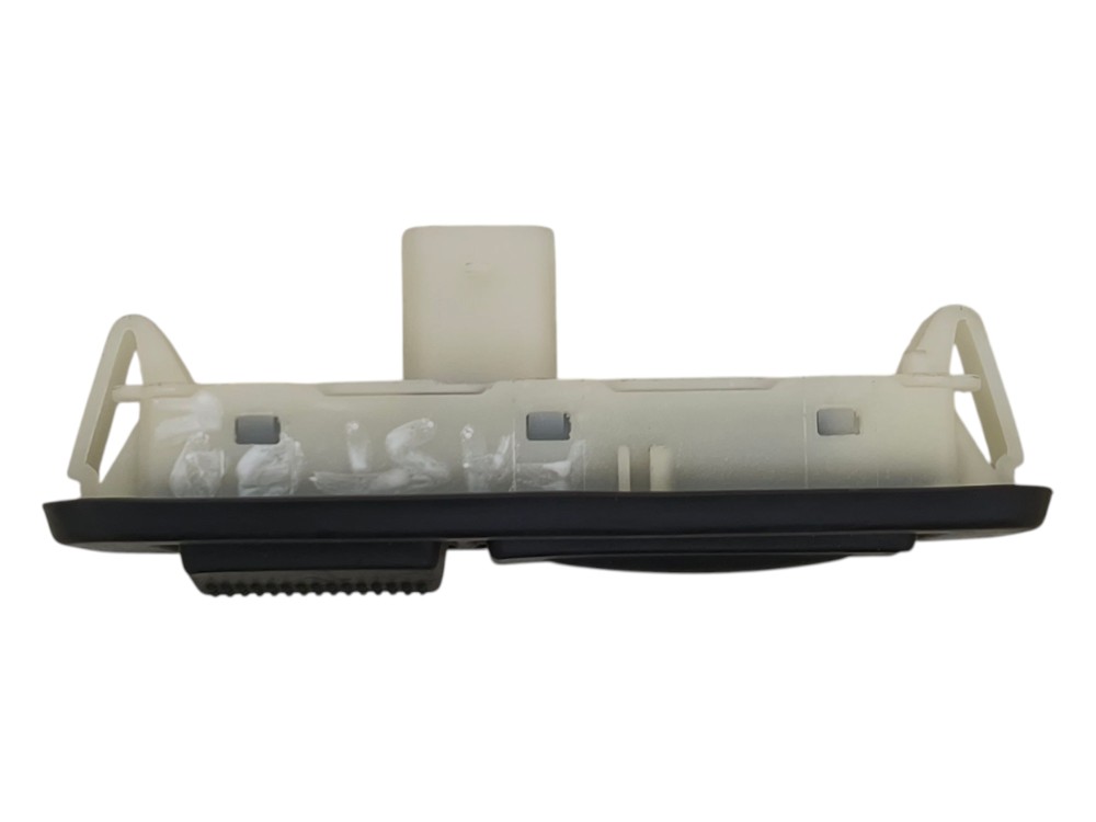Botao Abertura Tampa Traseira Fiat Fastback 1.3 16v 2023 Preto 3