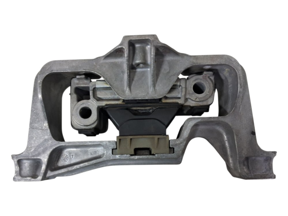 Coxim Motor maior Mercedes A200 1.6 turbo aut 2014