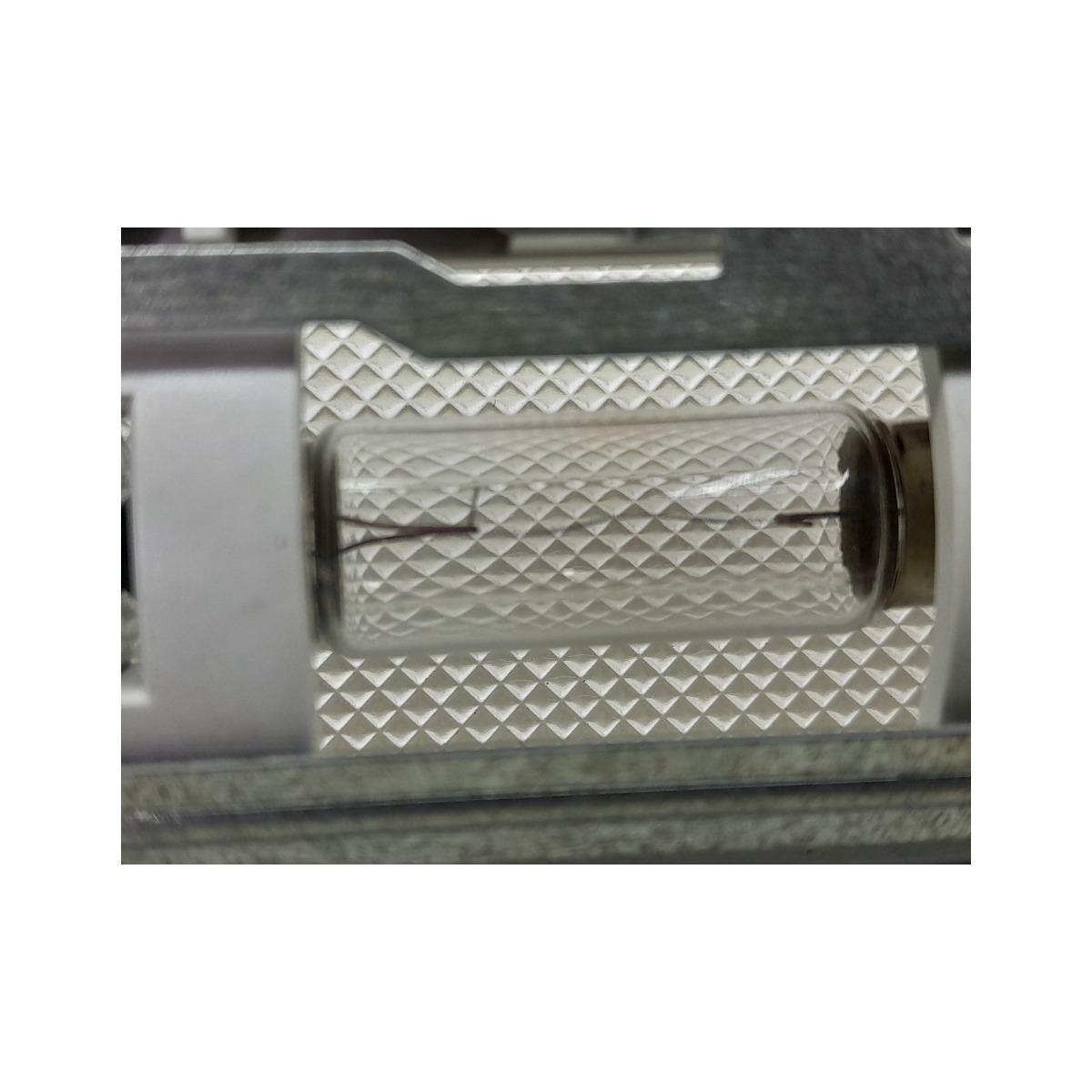 Luz Teto Traseira Mercedes Cla 250 2.0 16v Gas Aut 2015 5