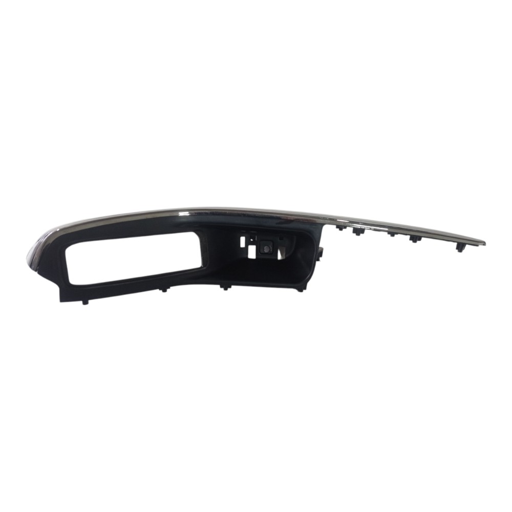 MOLDURA BOTAO VIDRO DIANTEIRO ESQUERDO CHERY TIGGO 5X 2020 1