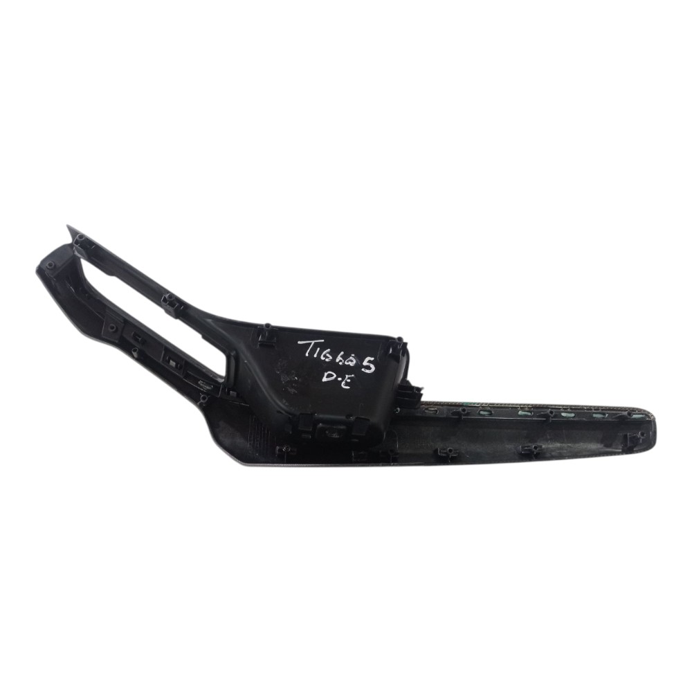 MOLDURA BOTAO VIDRO DIANTEIRO ESQUERDO CHERY TIGGO 5X 2020 2