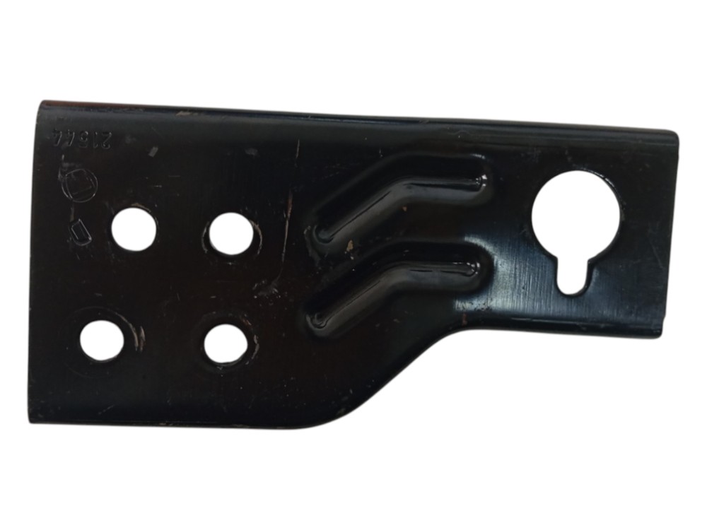 Suporte Inferior Radiador Direito Fiat Strada 1.3 Aut 2024 2