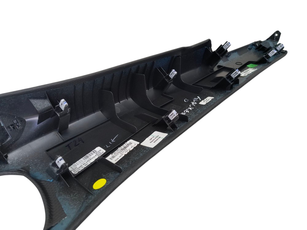 Moldura Central Painel Chevrolet Tracker Midnight 2024 5