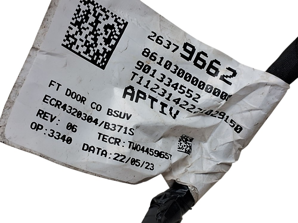 Chicote Porta Dianteira Direita Chevrolet Tracker 2024 8