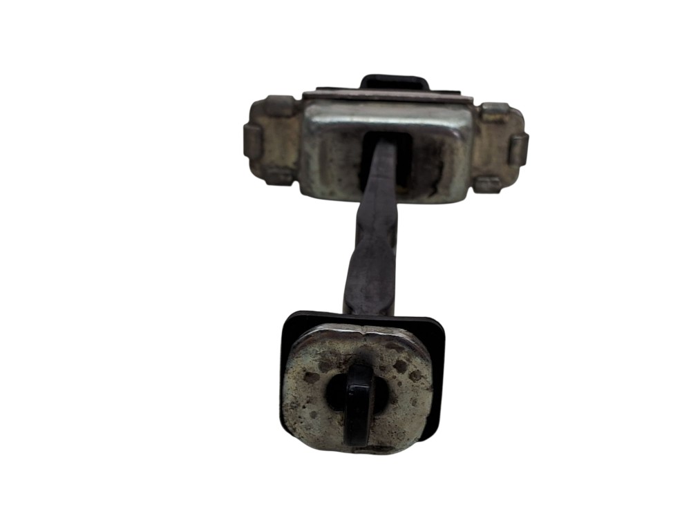 Limitador Porta Traseira Esquerda Chevrolet Cobalt Lt 2019 5