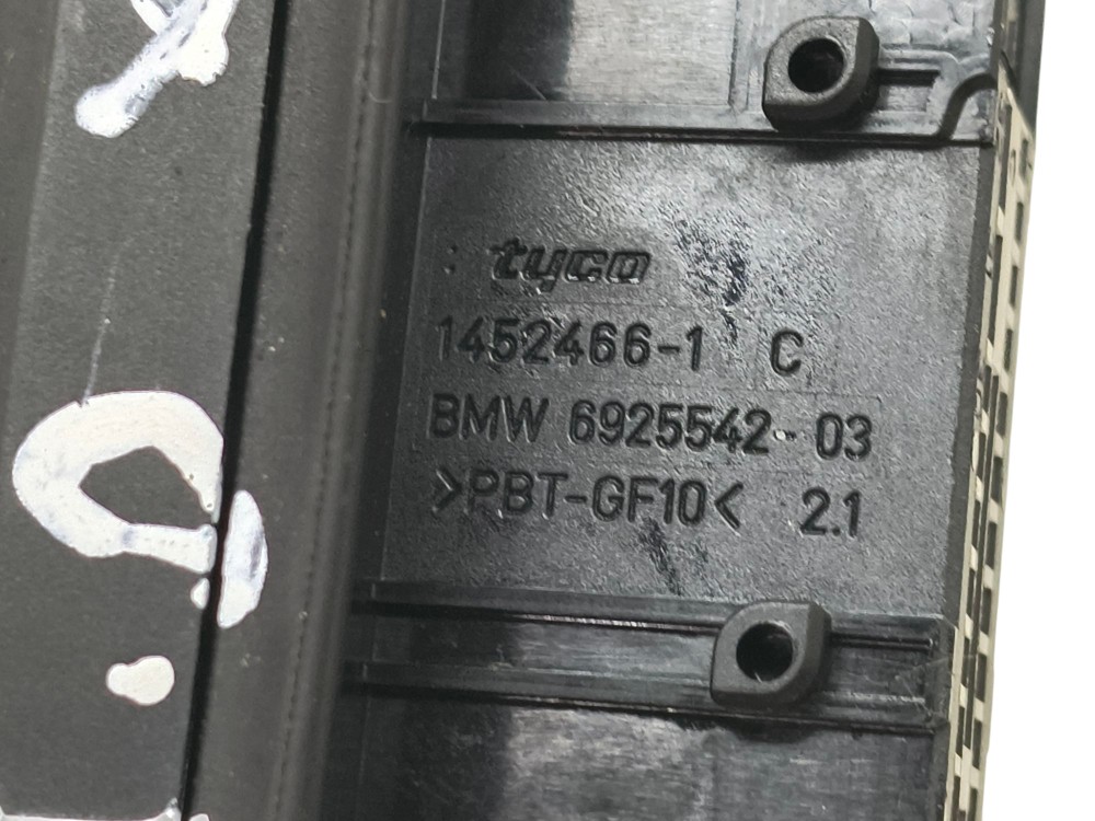 Chicote Porta Traseira Direita Bmw X1 Sdrive18i 2012 6