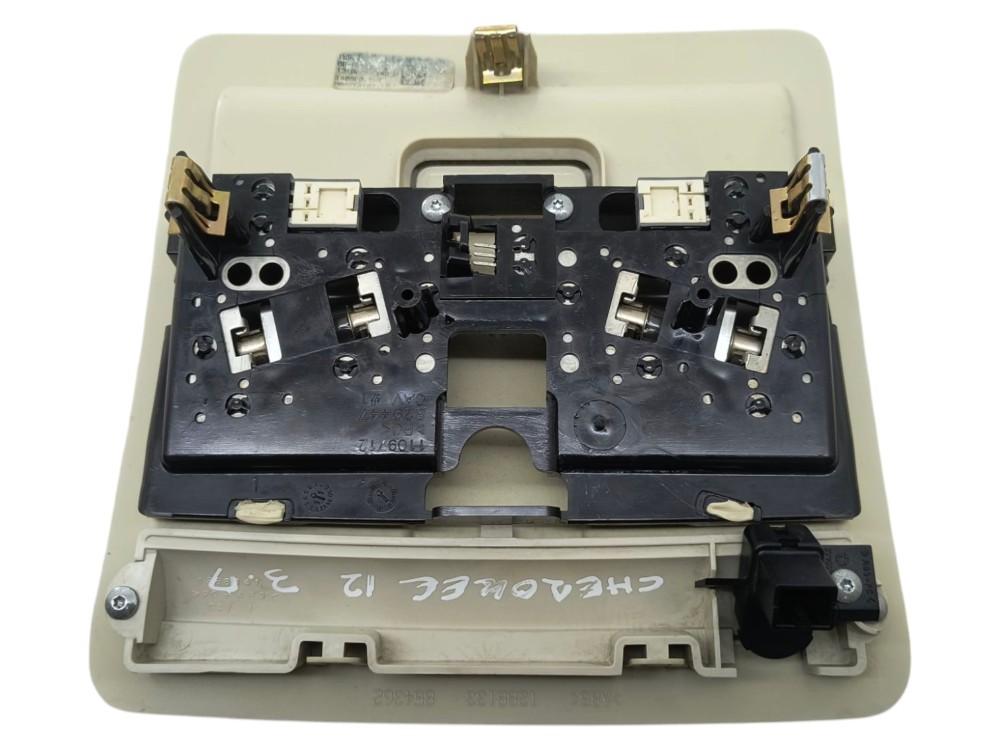Luz Teto Jeep Cherokee Sport 3.7 V6 Gasolina Automático 2012 2