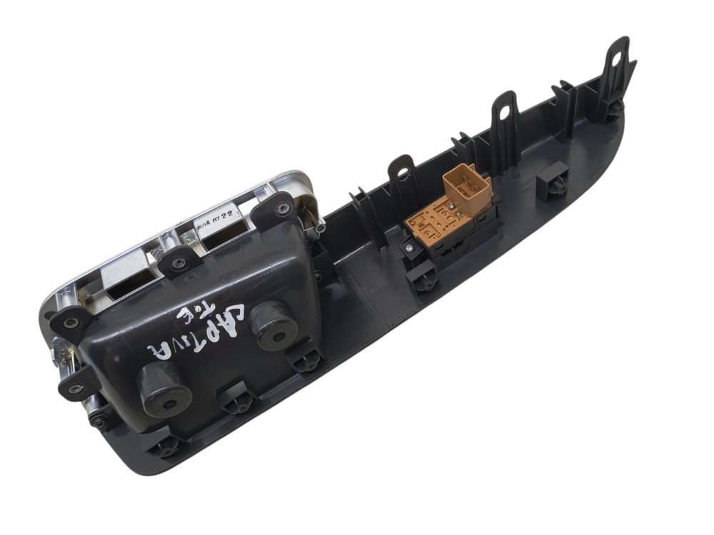 Botao Vidro Traseiro Esquerdo Chevrolet Captiva 2015 3