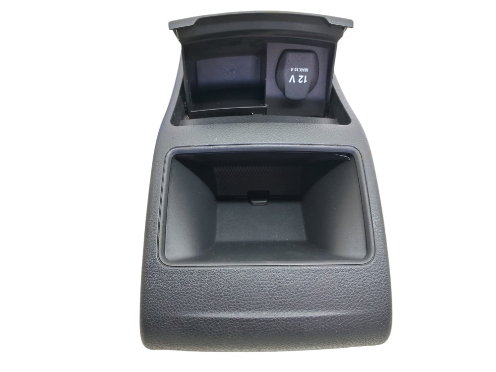 Acabamento Traseiro Console Central Mercedes A200 2014 4