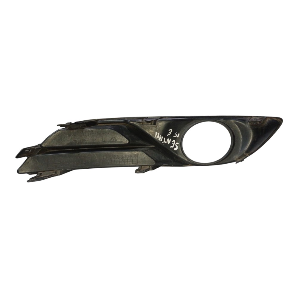 Moldura Farol De Milha Esquerdo Nissan Sentra 2015 2