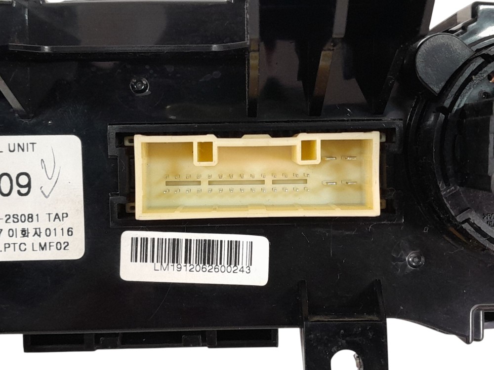 Controle Comando Ar Condicionado Hyundai Ix35 2013 6
