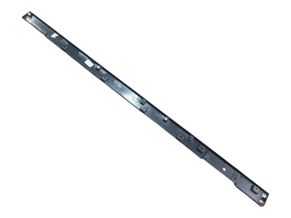Moldura Spoiler Lateral Direito Chery Tiggo 8 Pro 1.6 2025 7