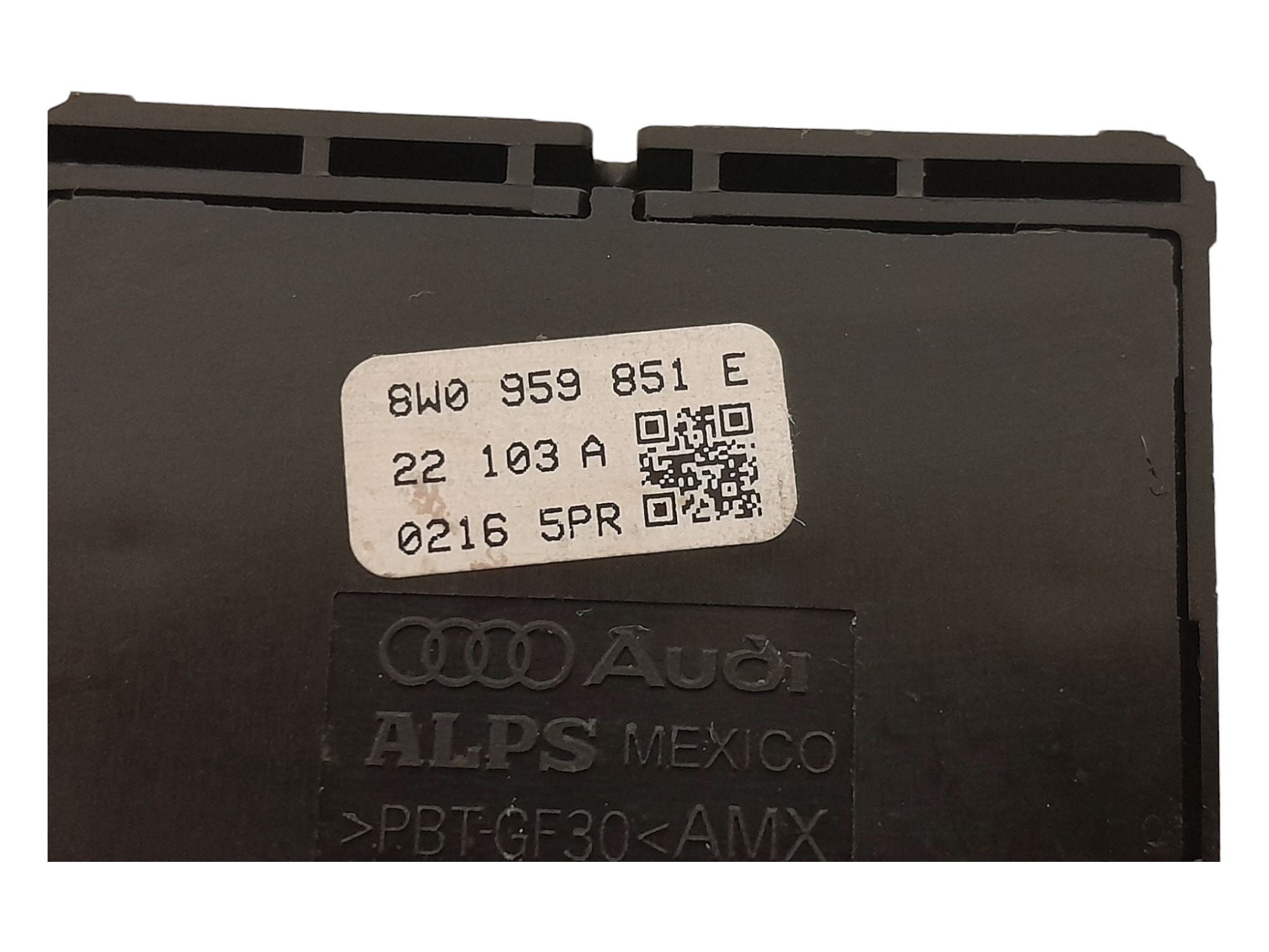 Botao Vidro Dianteiro Esquerdo Audi Q5 Tfsi 2022 6