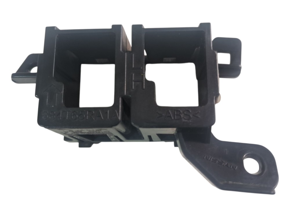 Suporte Botao Controle Tracao Nissan Kicks Sv 1.6 Aut 2021 1
