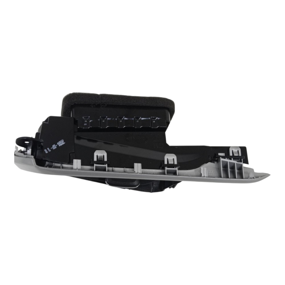 Difusor Ar Direito Chevrolet Tracker Lt 2025 4