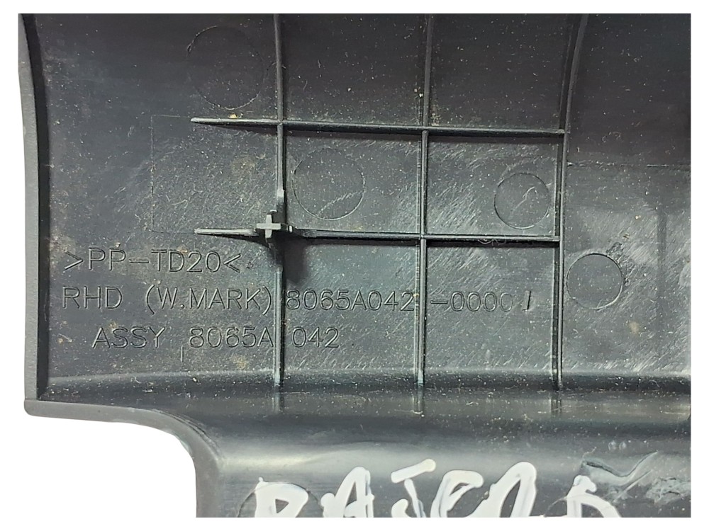 Acabamento Inferior Coluna Mitsubishi Pajero Full 2015 6