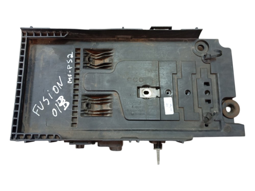 Suporte Caixa Bateria Ford Fusion Titanium 2013 3