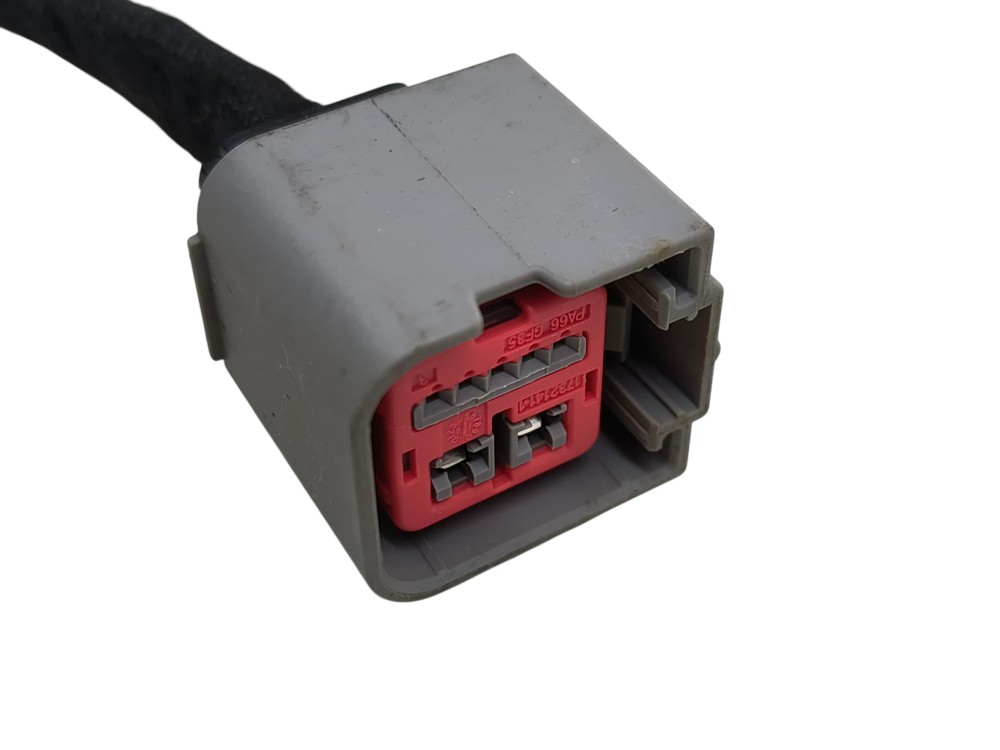 Chicote Porta Traseira Direita Chevrolet Cruze Sedan 2020 3