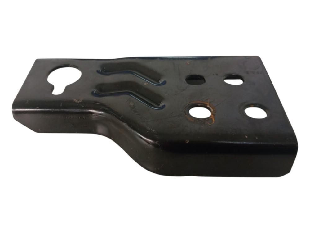 Suporte Inferior Radiador Esquerdo Fiat Strada 1.3 Aut 2024 3