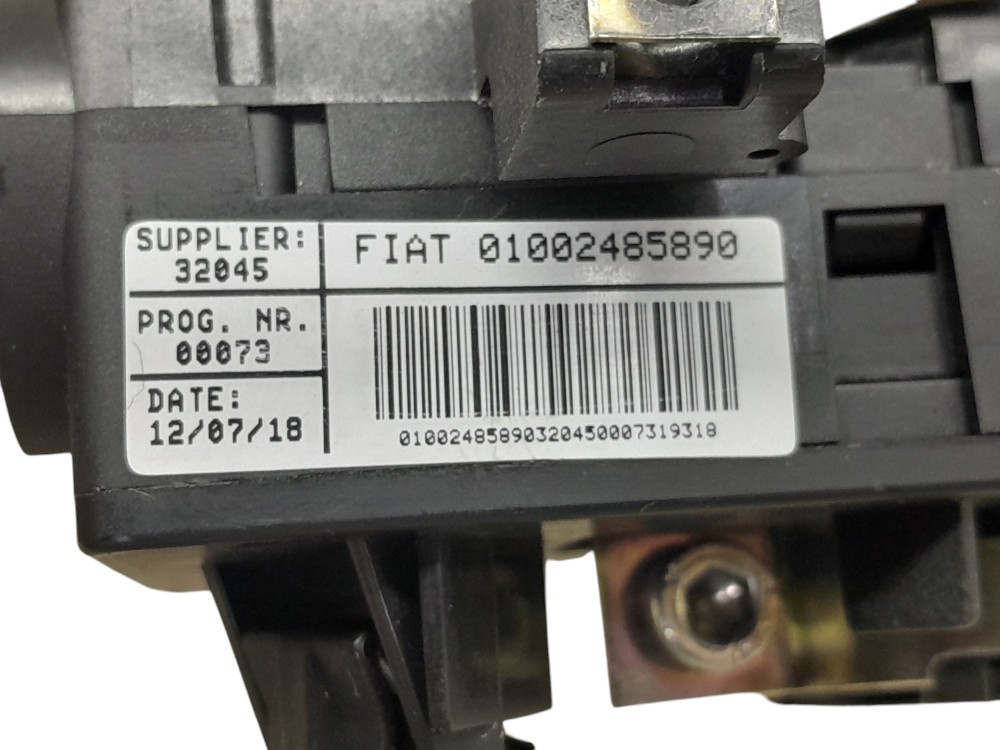Chave Seta Com Limpador Traseiro Fiat Uno Attractive 2019 10