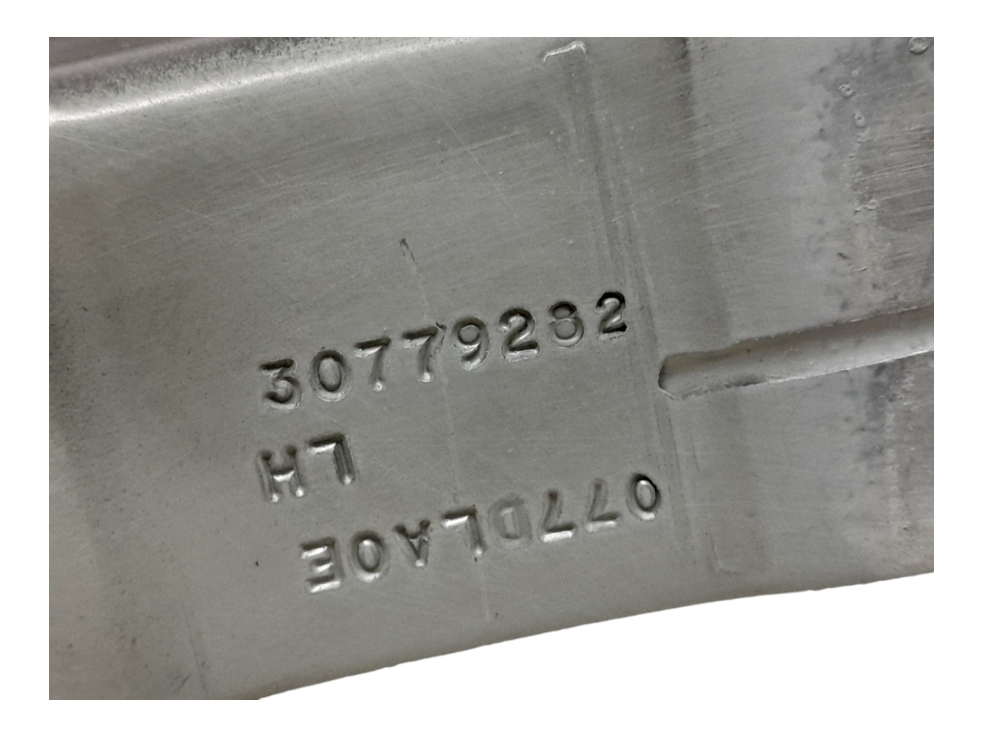 Braco Capo Esquerdo Volvo Xc60 Dynamic 2011 4