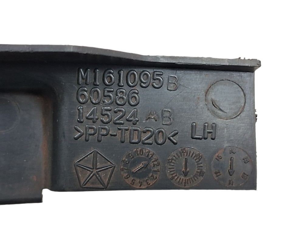 Defletor Lateral Esquerdo Jeep Grand Cherokee Laredo 2012 6