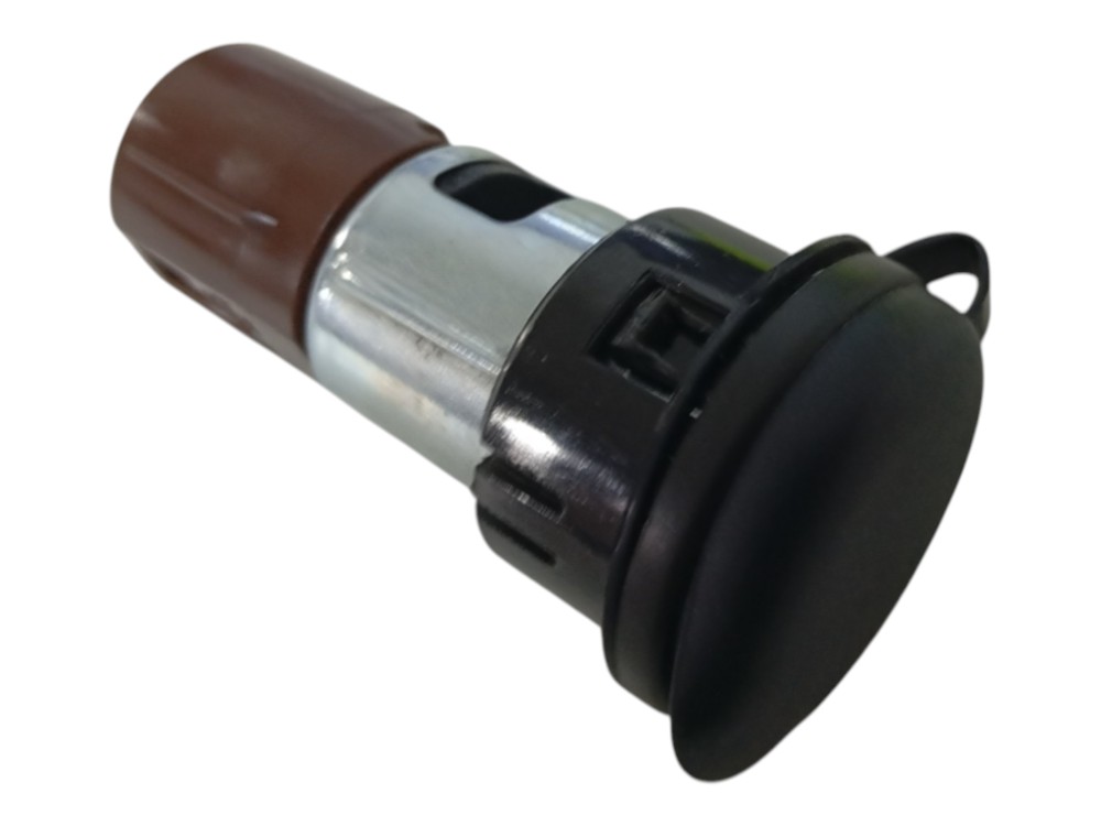Tomada Energia 12v Chevrolet Tracker Lt 2025 5