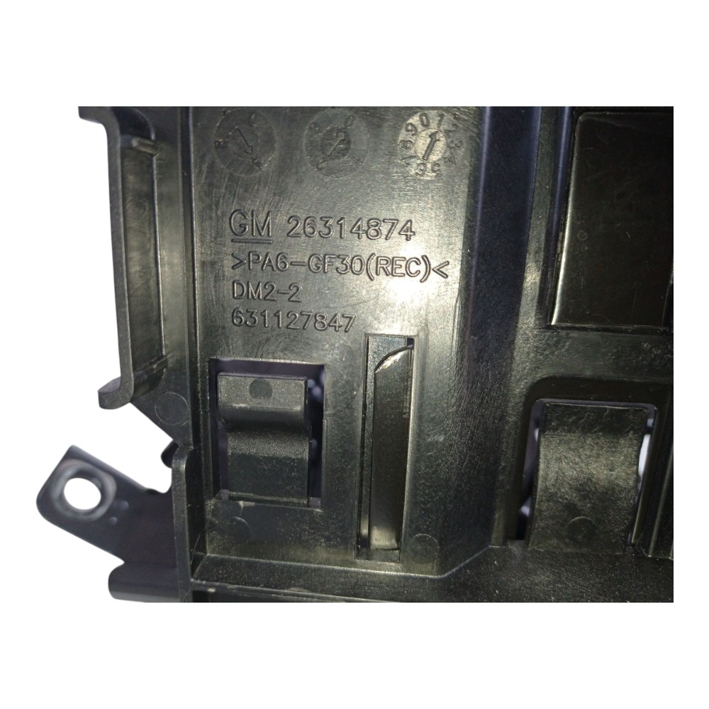 Caixa Suporte Bateria Chevrolet Tracker Lt 2025 5