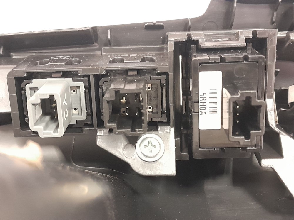 Moldura Botao Regulagem Farol Nissan Kicks 2024 7