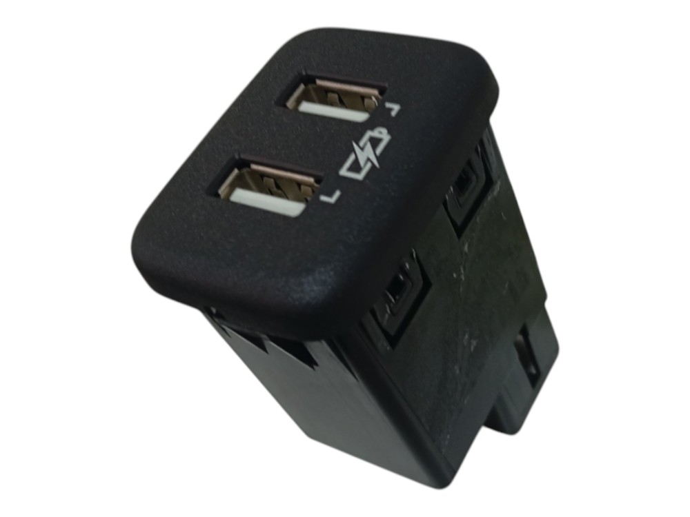 Entrada Usb Onix Spin 2020 3