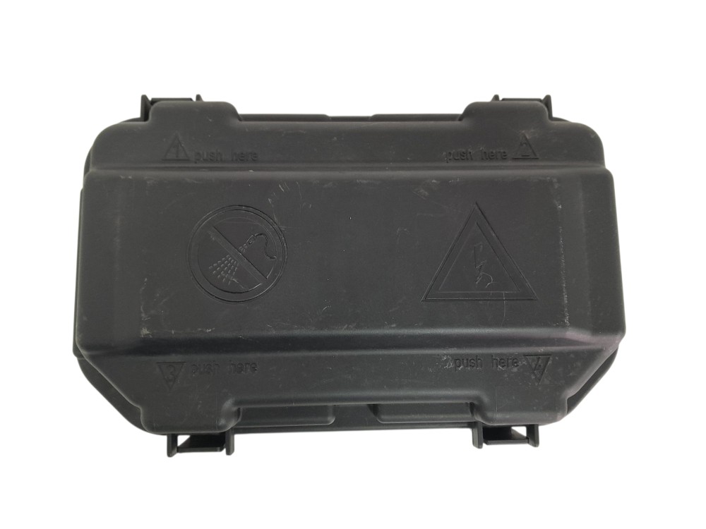 Tampa Caixa Fusivel Bmw 116i 2014