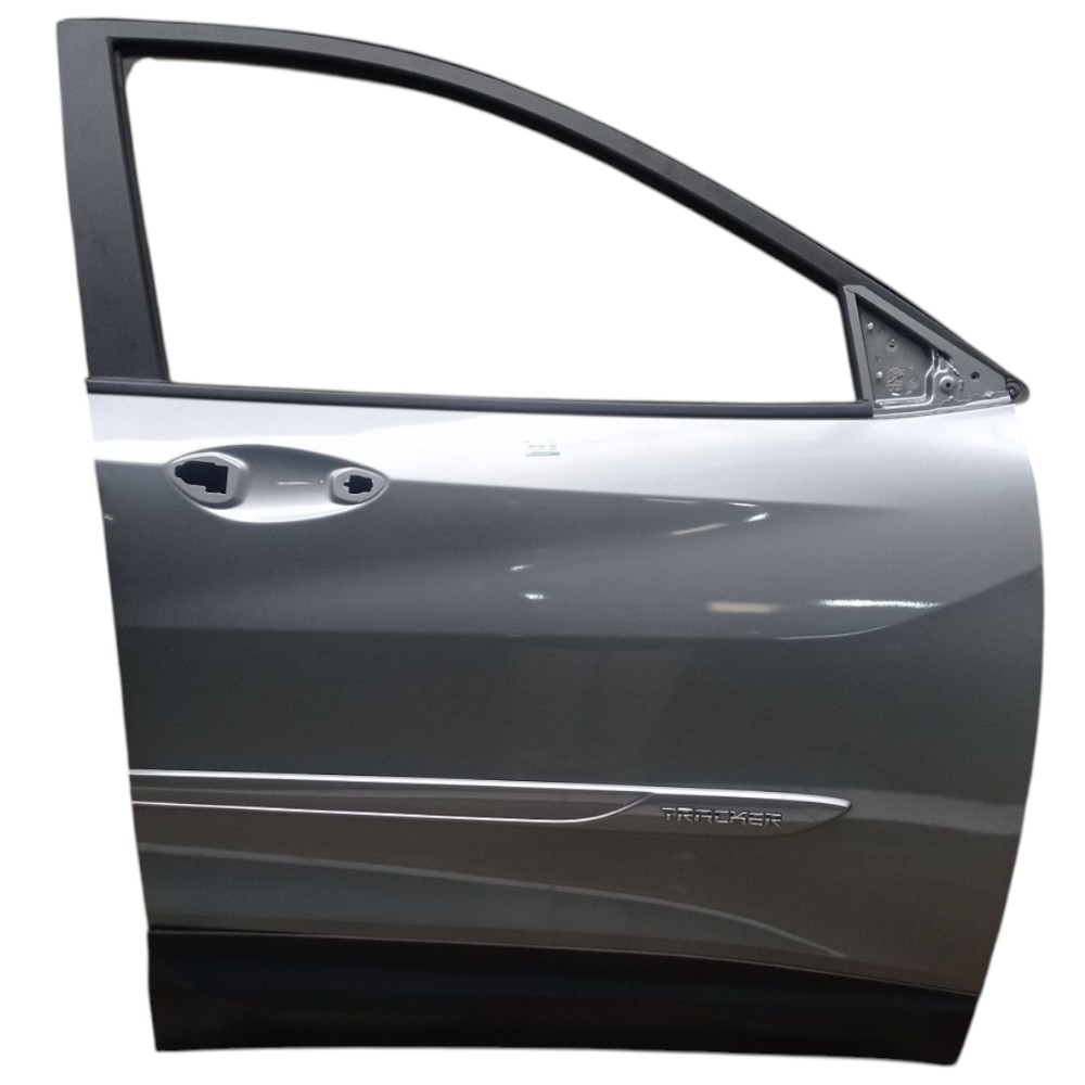 Porta Dianteira Direita Chevrolet Tracker 1.0 Flex Aut 2026