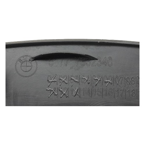 Aplique Lateral Traseira Direita Bmw X1 Sdrive20i 2020 Preto 4