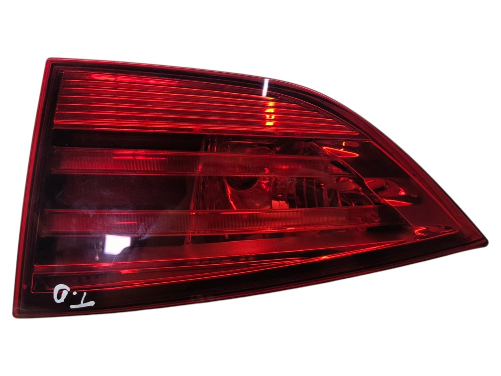 Lanterna Direita Tampa Traseira Bmw X1 Sdrive18i 2012 Direito/passageiro Vermelho 1