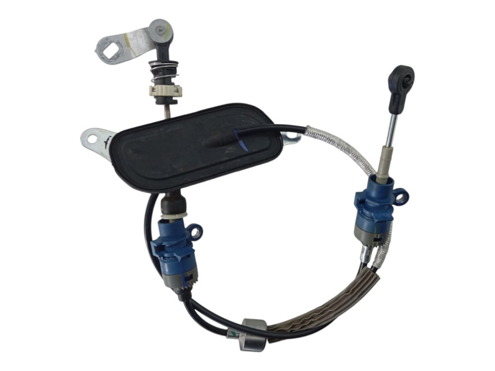 CABO TRAMBULADOR CHEVROLET TRACKER LT AUT 2025 4