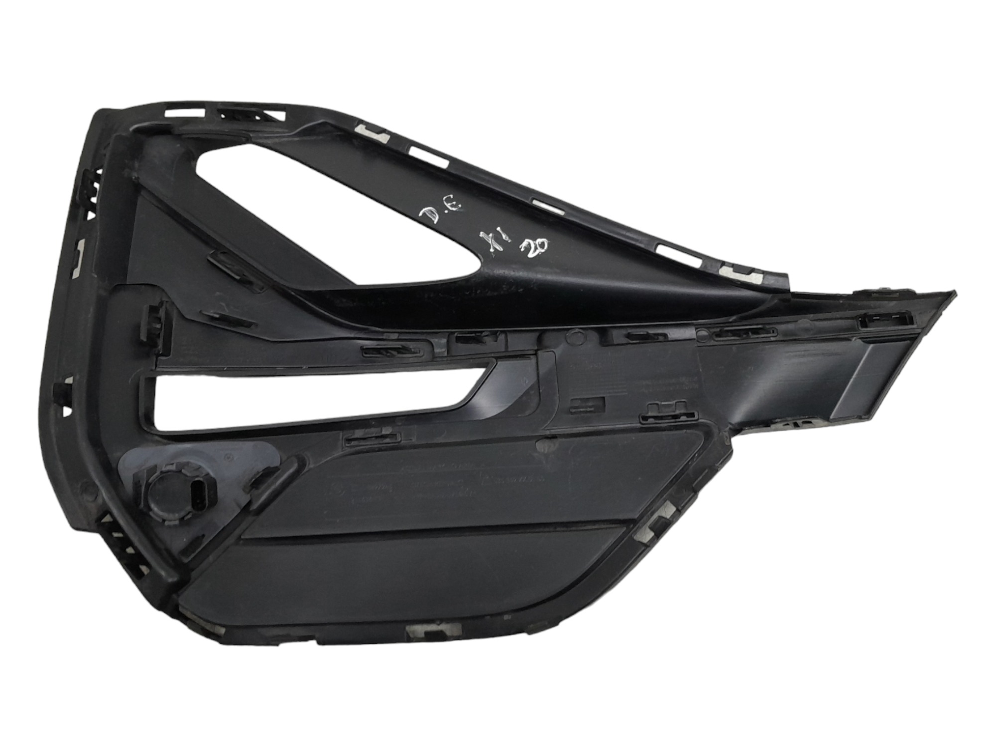 Moldura Farol De Milha Esquerdo Bmw X1 Sdrive20i 2020 – Preto – Esquerdo 5