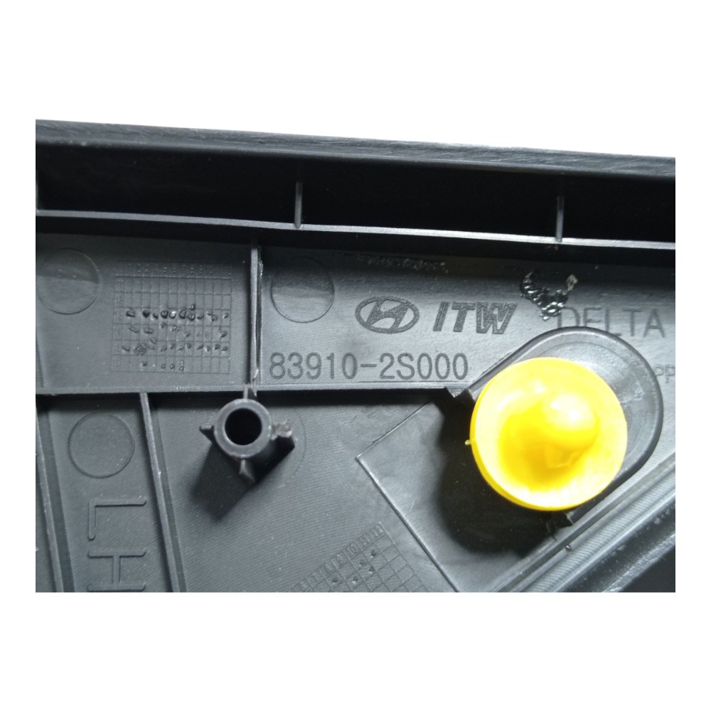 Moldura Interna Porta Traseira Esquerda Hyundai Ix35 2025 4