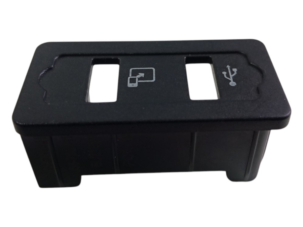 Moldura Usb Chery Tiggo 5x 1.5 Aut 2022 4