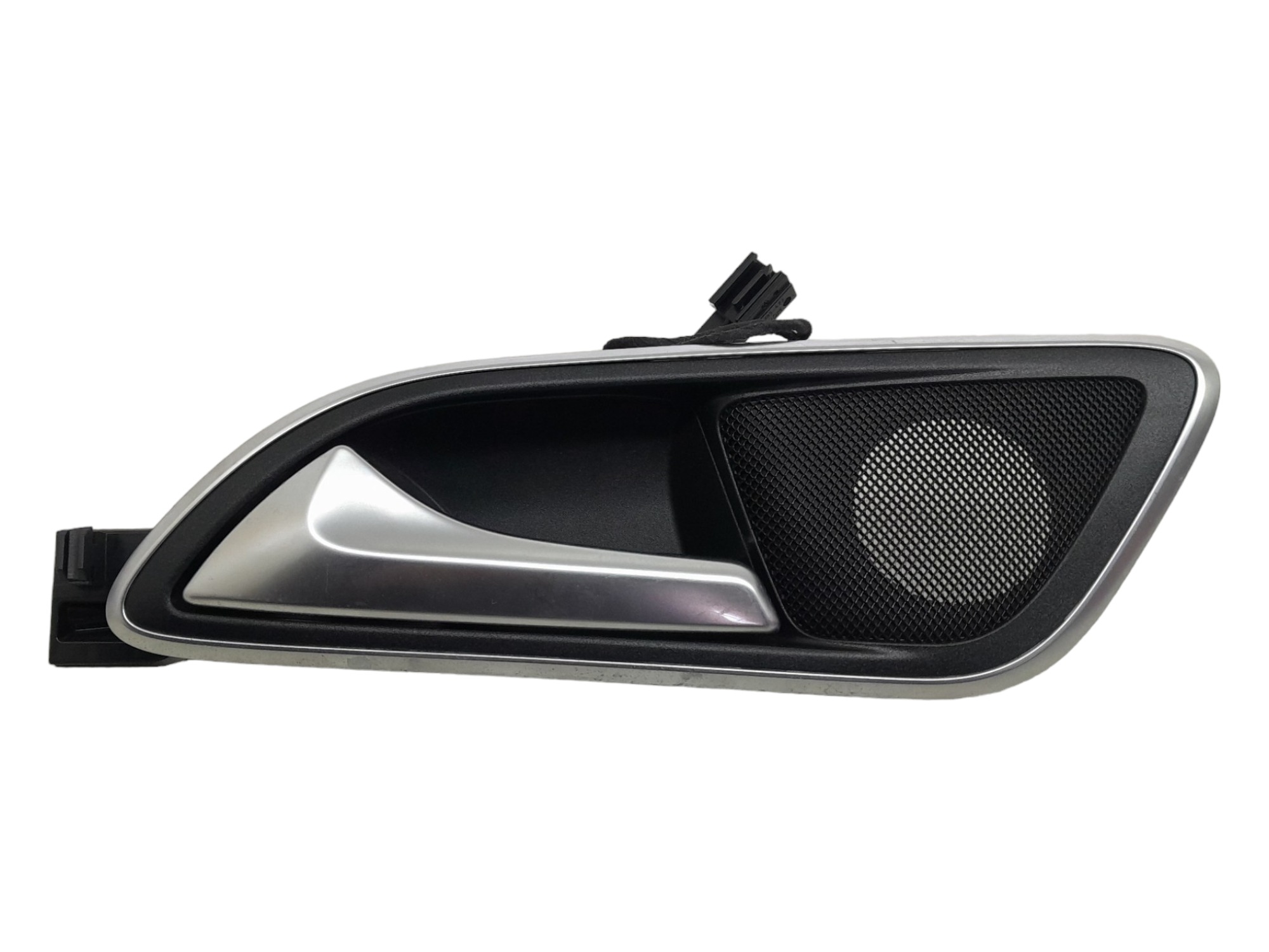 Macaneta Interna Traseira Esquerda Mercedes A200 2017  – Preto – Traseira 1