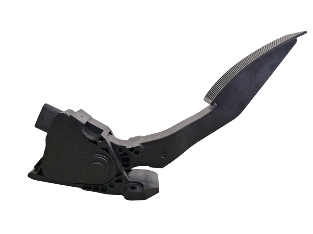 Pedal Acelerador Chevrolet Tracker Midnight 2024 2