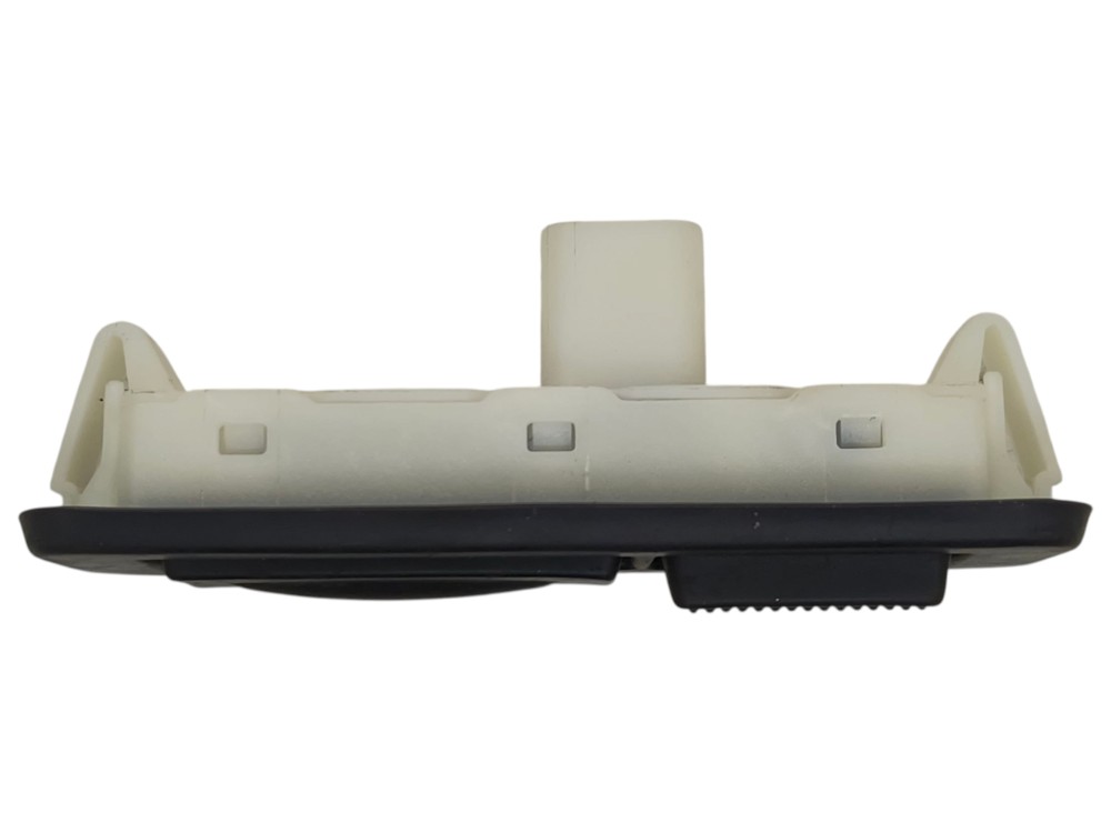 Botao Abertura Tampa Traseira Fiat Fastback 1.3 16v 2023 Preto 2