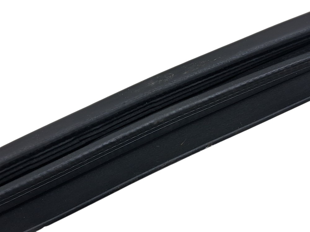Borracha Vedaçao Porta Tras Esq Toyota Corolla Cross 2024 3