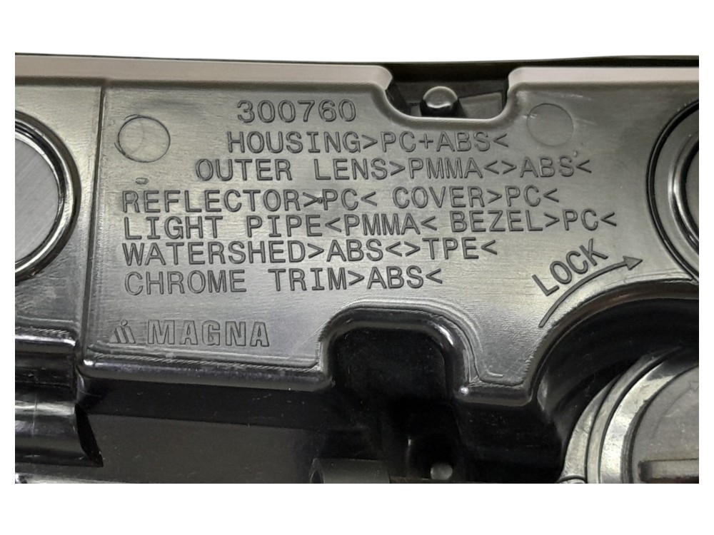Lanterna Traseira Esquerda Em Led Jeep Commander 2022 Direito/passageiro Transparente 6