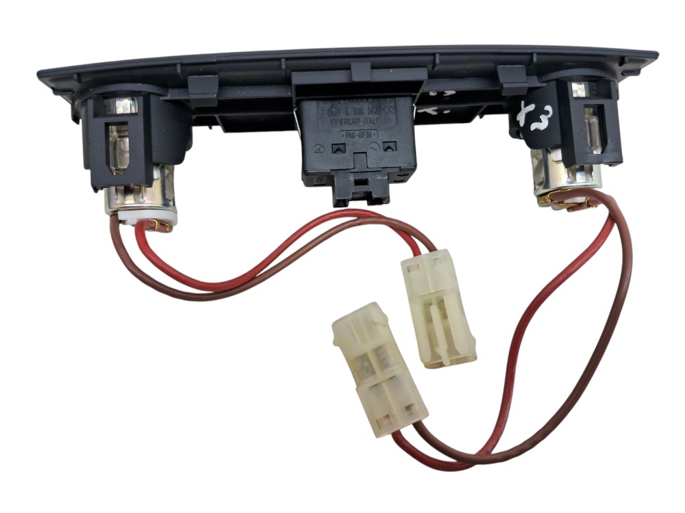 Moldura Tomada 12v Bmw X5 Xdrive50i 2013 Preto 4