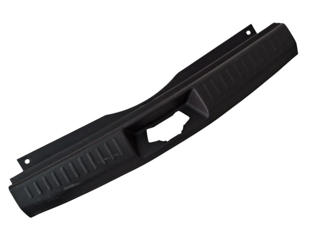 Soleira Painel Traseiro Chery Tiggo 7 2022 Preto