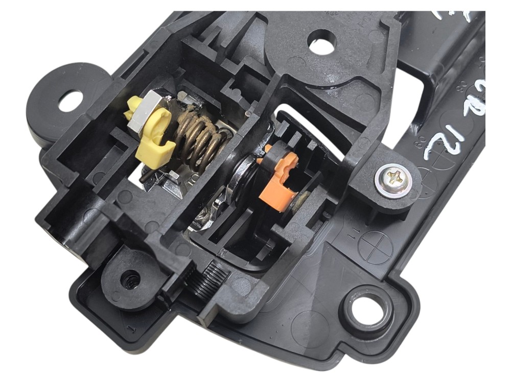 Maçaneta Interna Porta Tras Esq Mitsubishi Outlander 2011 Cromado Traseira 5