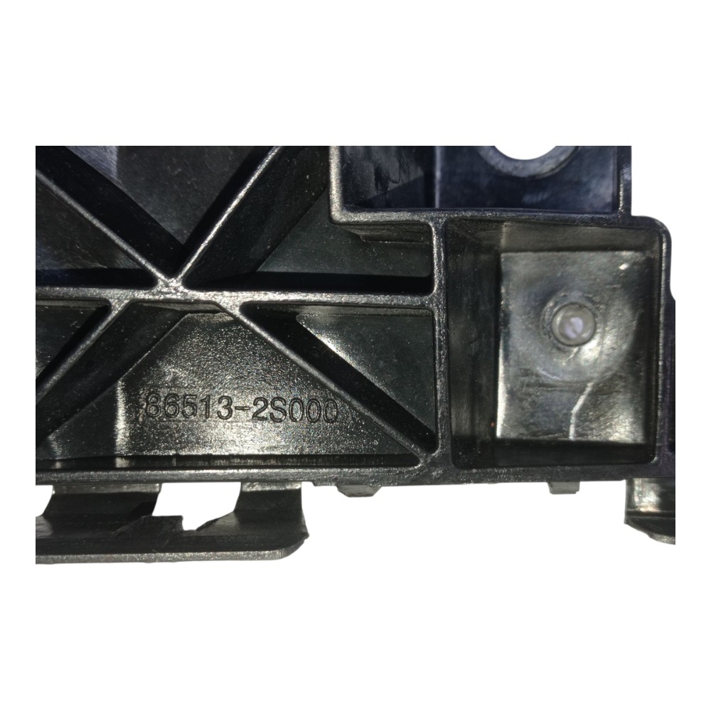 Guia Parachoque Dianteiro Esquerdo Hyundai Ix35 Gl 2.0 2019 6